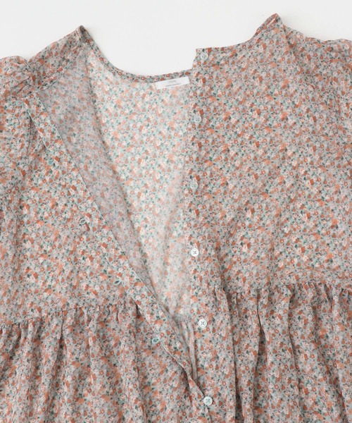 ITEMS URBANRESEARCH（アイテムズ アーバンリサーチ）の「フラワープリントシフォンワンピース（ワンピース・レディース・ブラック/オレンジ・FREE）」の5枚目の写真