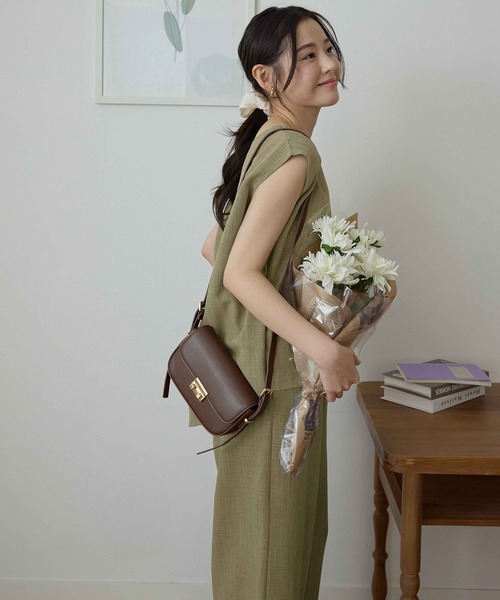 CHAN ME(チャンミ)の「麻調ワイドパンツ(ショート丈)(その他パンツ・レディース・チャコールグレー/ブラック/グレイッシュベージュ/サックスブルー/グリーン/バーガンディー・MEDIUM/LARGE/X-LARGE)」の22枚目の写真