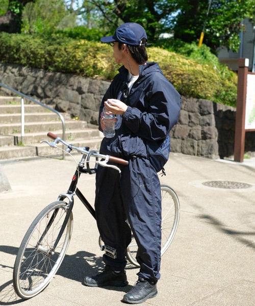 BROKEN BASE(ブロークンベース)の「パッカブルナイロンブルゾン(ナイロンジャケット・メンズ・ブラック/ネイビー・MEDIUM/LARGE)」の13枚目の写真