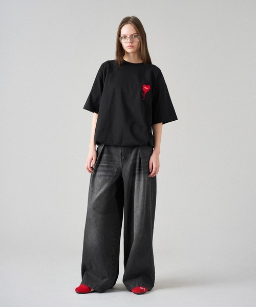 ONCILY（オンシェリー）の「TUCK WIDE BAGGY DENIM PANTS / タックワイドバギーデニムパンツ（デニムパンツ・メンズ・インディゴブルー/ライトインディゴブルー/ブラック・SMALL/MEDIUM/LARGE）」の20枚目の写真