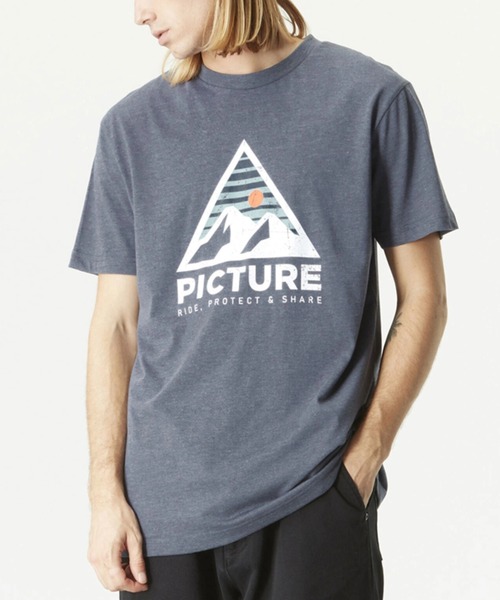 PICTURE ORGANIC CLOTHING(ピクチャーオーガニッククロージング)の「【PICTURE/ピクチャー】AUTHENTIC TEE/半袖マウンテンロゴTシャツ(Tシャツ/カットソー・メンズ・ホワイト系その他/ダークブルー/イエロー・MEDIUM/LARGE/X-LARGE)」の3枚目の写真