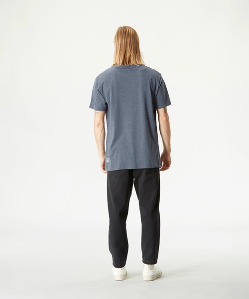 PICTURE ORGANIC CLOTHING(ピクチャーオーガニッククロージング)の「【PICTURE/ピクチャー】AUTHENTIC TEE/半袖マウンテンロゴTシャツ(Tシャツ/カットソー・メンズ・ホワイト系その他/ダークブルー/イエロー・MEDIUM/LARGE/X-LARGE)」の12枚目の写真