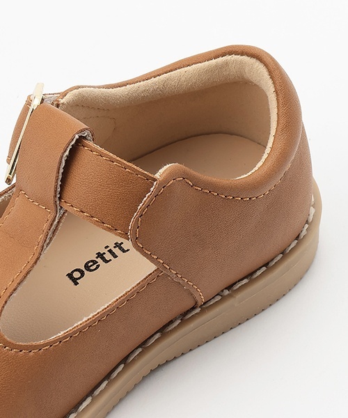 petit main（プティマイン）の「チェリーアイレットシューズ（サンダル・キッズ・ベージュ/ブラウン/オフホワイト・17cm/18cm/16cm/15cm）」の7枚目の写真