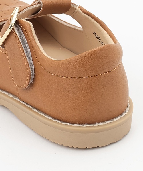 petit main（プティマイン）の「チェリーアイレットシューズ（サンダル・キッズ・ベージュ/ブラウン/オフホワイト・17cm/18cm/16cm/15cm）」の10枚目の写真