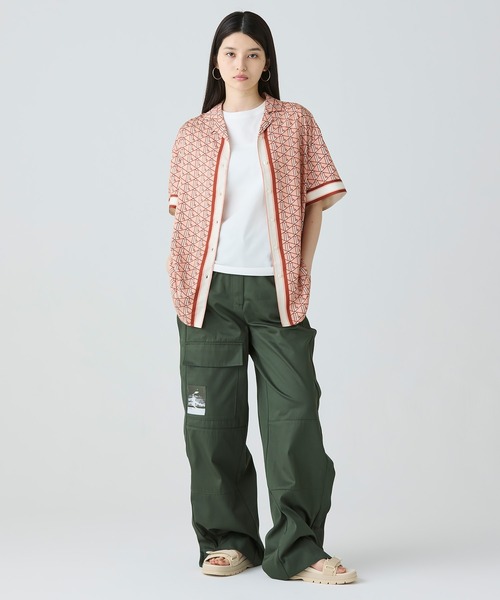 LACOSTE(ラコステ)の「ウィメンズ オーバーサイズ オープンカラーモノグラムシャツ(シャツ/ブラウス・レディース・ピンク・34/38/36)」の5枚目の写真