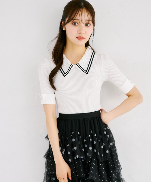 tocco closet（トッコ　クローゼット）の「【ZOZO限定】2WAYラインレース襟付きリブニット半袖トップス（ニット/セーター・レディース・ブラック/ライトブルー/オフホワイト/コーラルピンク/ネイビー・M）」の2枚目の写真