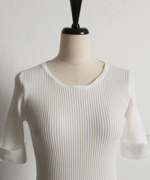 tocco closet（トッコ　クローゼット）の「【ZOZO限定】2WAYラインレース襟付きリブニット半袖トップス（ニット/セーター・レディース・ブラック/ライトブルー/オフホワイト/コーラルピンク/ネイビー・M）」の12枚目の写真