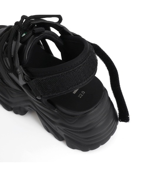 JENNI（ジェニィ）の「【リバイバルアイテム】厚底スニーカー風スポサン（サンダル・キッズ・ブラック/オフホワイト・24cm/23cm/22cm）」の7枚目の写真