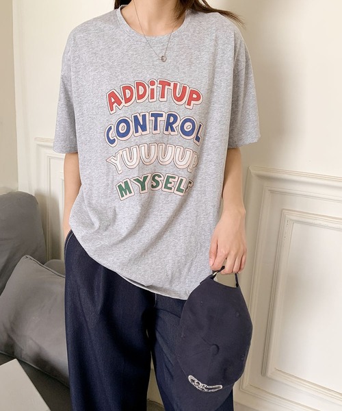 LOWO(ロワ)の「綿混英字プリントオーバーサイズTシャツ カットソー(Tシャツ/カットソー・レディース・ホワイト/グレー・FREE)」の9枚目の写真