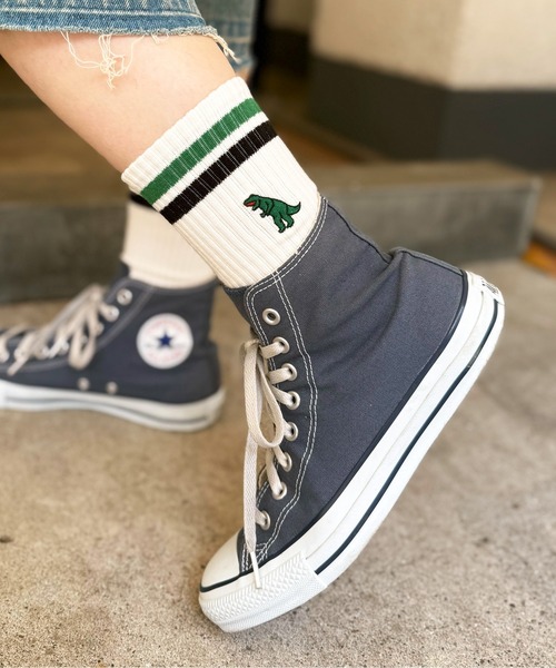 DOUBLE NAME(ダブルネーム)の「【m:rex】ミニ恐竜刺しゅうラインソックス(ソックス/靴下・レディース・グリーン・FREE)」の2枚目の写真