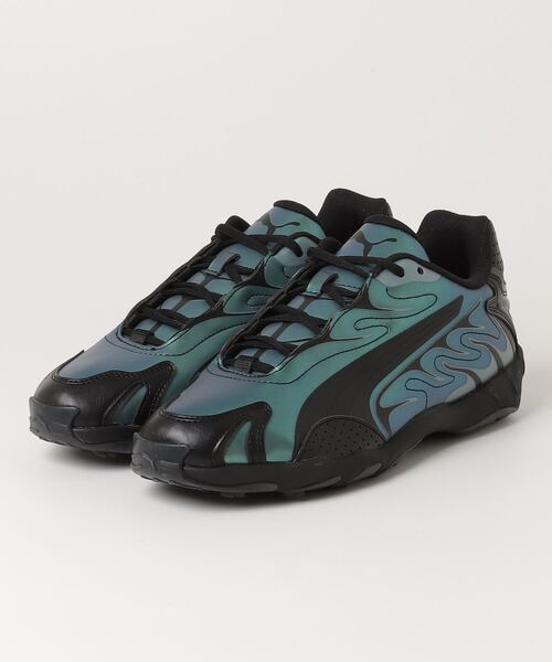 くる INHALE COLOR SHIFTING（スニーカー）｜PUMA（プーマ）の