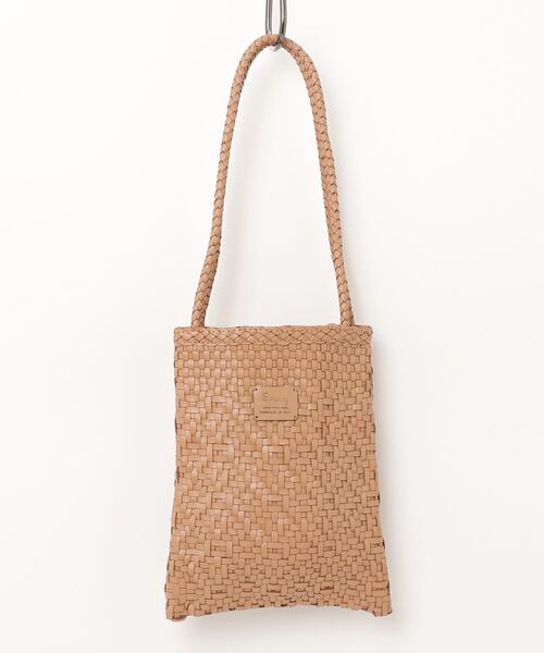 MAISON mou（メゾンムー）の「【Swaraj/スワラージ】手編みメッシュレザー・ショルダーBAG（ショルダーバッグ・レディース・ホワイト/ゴールド系その他/シルバー/ブラウン・FREE）」の2枚目の写真