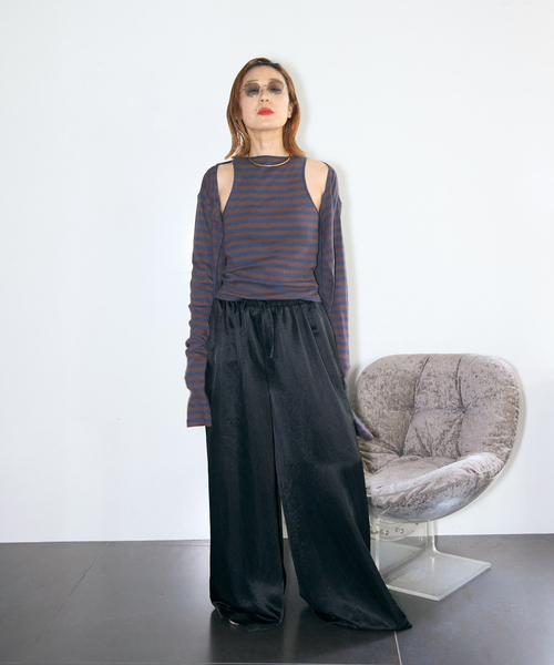 CITYSHOP(シティーショップ)の「SATIN EASY パンツ(その他パンツ・レディース・ブラック/ブラウン・36/38)」の3枚目の写真