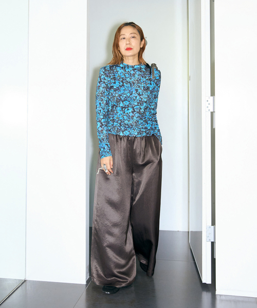 CITYSHOP(シティーショップ)の「SATIN EASY パンツ(その他パンツ・レディース・ブラック/ブラウン・36/38)」の5枚目の写真