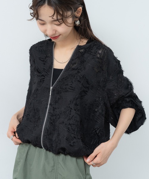 ANNA LUNA(アンナルナ)の「【ANNA LUNA】着こなしの 主役になる 表情豊かな ジャカード ブルゾン(ブルゾン・レディース・ブラック/オフホワイト・MEDIUM)」の2枚目の写真