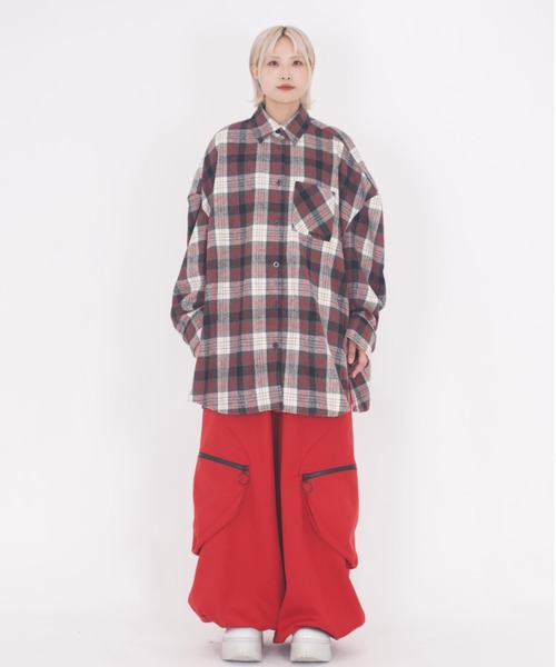 L.H.P(エルエイチピー)の「neuron/ニュウロン/カラーカーゴパンツ(カーゴパンツ・レディース・レッド・F)」の2枚目の写真