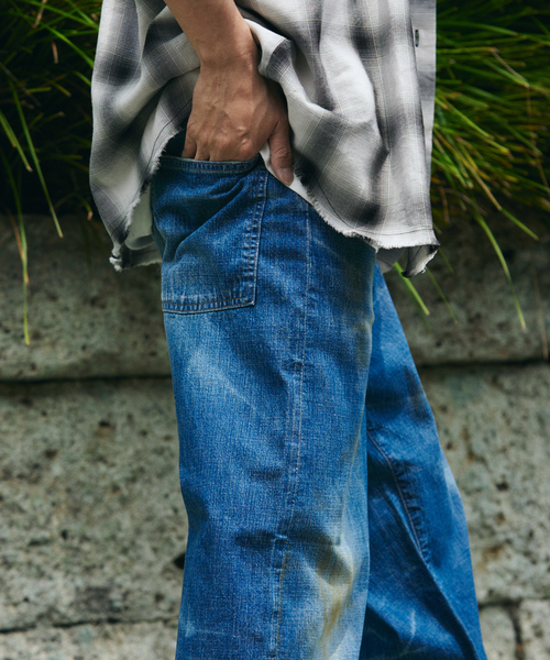 AUTHEN(オーセン)の「AUTHEN / オーセン 別注 ヴィンテージ ワイドレッグデニム(デニムパンツ・メンズ・ブルー系その他・31/33)」の4枚目の写真