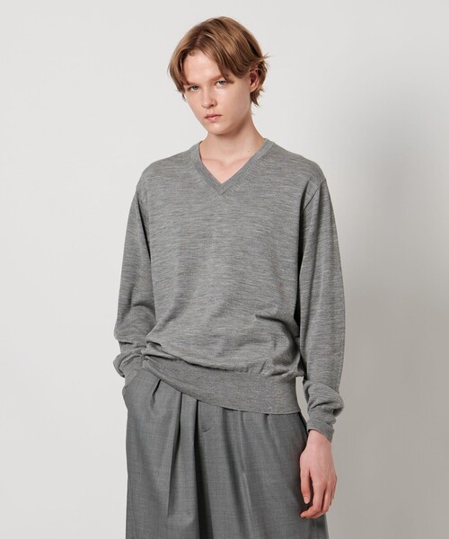 LOEFF(ロエフ)の「<LOEFF>16ゲージ Vネック ニット(ニット/セーター・レディース・オフホワイト/ベージュ/グレー系・FREE)」の21枚目の写真