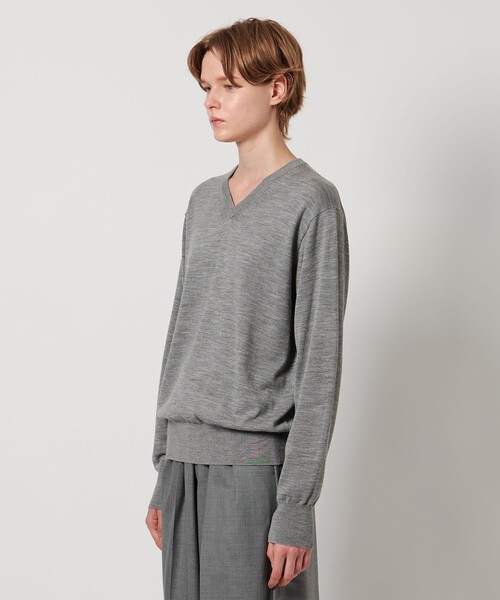 LOEFF(ロエフ)の「<LOEFF>16ゲージ Vネック ニット(ニット/セーター・レディース・オフホワイト/ベージュ/グレー系・FREE)」の12枚目の写真