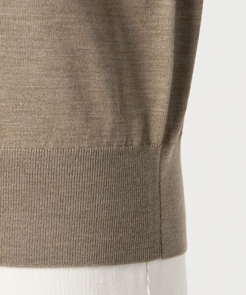 LOEFF(ロエフ)の「<LOEFF>16ゲージ Vネック ニット(ニット/セーター・レディース・オフホワイト/ベージュ/グレー系・FREE)」の18枚目の写真