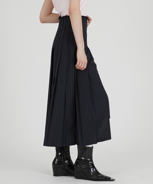 PRANK PROJECT(プランクプロジェクト)の「イレギュラープリーツスカート / Irregular Pleated Skirt(スカート・レディース・ネイビー/グレー・36/38)」の9枚目の写真