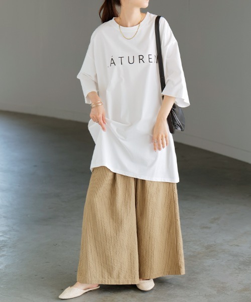 HUG.U(ハグユー)の「接触冷感ロゴTシャツ(Tシャツ/カットソー・レディース・パープル/ライトグレー/ホワイト/ブラック・FREE)」の7枚目の写真