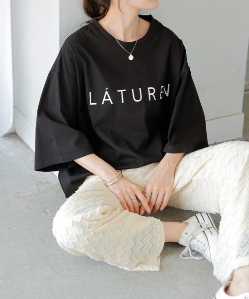 HUG.U(ハグユー)の「接触冷感ロゴTシャツ(Tシャツ/カットソー・レディース・パープル/ライトグレー/ホワイト/ブラック・FREE)」の15枚目の写真