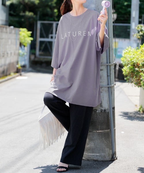HUG.U(ハグユー)の「接触冷感ロゴTシャツ(Tシャツ/カットソー・レディース・パープル/ライトグレー/ホワイト/ブラック・FREE)」の12枚目の写真