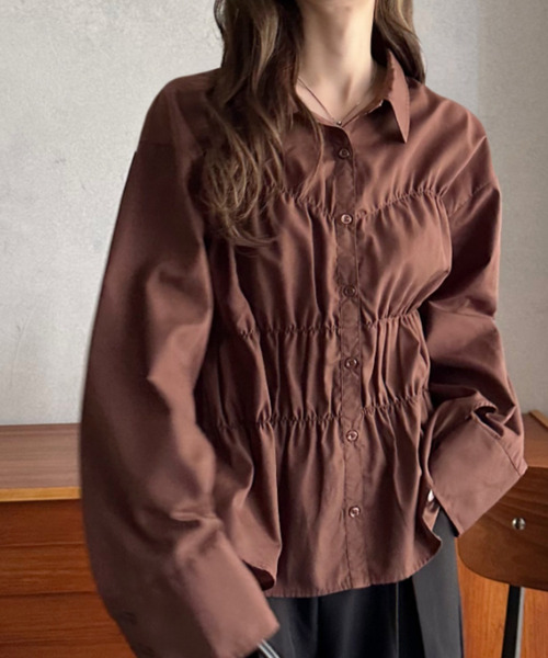 Eclat one(エクラワン)の「【Eclat one】ギャザー ビスチェデザイン シャツ ブラウス(シャツ/ブラウス・レディース・ブラック/オフホワイト/ブラウン/ブラック×ホワイト/ネイビー/サックスブルー/ピンク・M)」の4枚目の写真