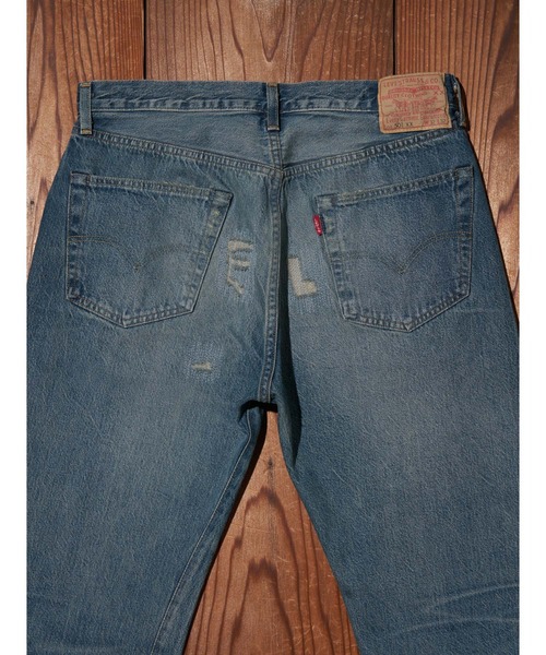 Levi's(リーバイス)の「Levi's/リーバイス LEVI'S(R) VINTAGE CLOTHING 1955 501(R)ジーンズ ミディアムインディゴ(デニムパンツ・メンズ・インディゴブルー・W30 L32/W28 L32/W36 L32/W34 L32/W32 L32)」の17枚目の写真
