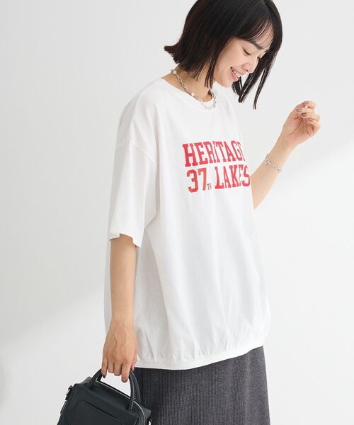 Green Parks(グリーンパークス)の「カレッジロゴ刺繍5分袖チュニック(チュニック・レディース・チャコールグレー/オフホワイト/イエロー/ブルー・FREE)」の2枚目の写真