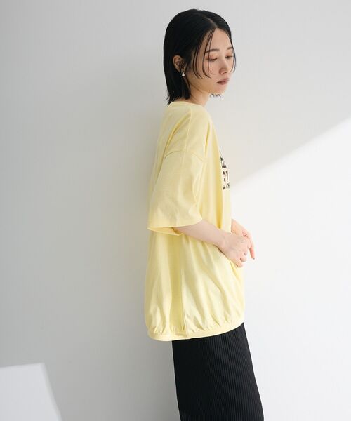 Green Parks(グリーンパークス)の「カレッジロゴ刺繍5分袖チュニック(チュニック・レディース・チャコールグレー/オフホワイト/イエロー/ブルー・FREE)」の11枚目の写真