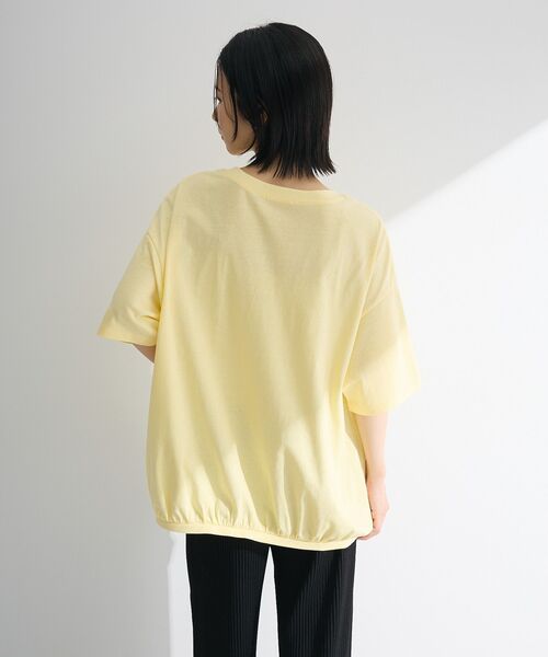 Green Parks(グリーンパークス)の「カレッジロゴ刺繍5分袖チュニック(チュニック・レディース・チャコールグレー/オフホワイト/イエロー/ブルー・FREE)」の12枚目の写真