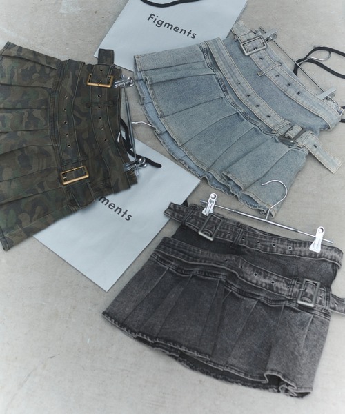 Figments(フィグメンツ)の「ダブルベルトデニムプリーツミニスカパン(スカート・レディース・その他1/ブラック/ブルー・SMALL/MEDIUM)」の10枚目の写真