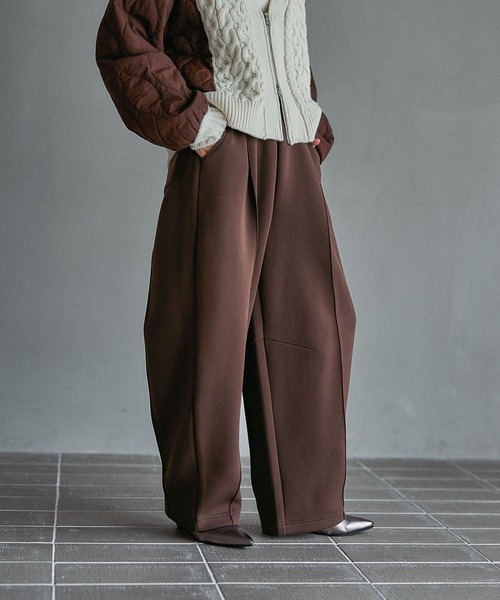 LEPSIM(レプシィム)の「パフエアバレルスウェットパンツ 576760(スウェットパンツ・レディース・ブラウン/トップグレー/ブラック/グレイッシュベージュ・FREE)」の3枚目の写真