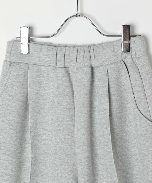 LEPSIM(レプシィム)の「パフエアバレルスウェットパンツ 576760(スウェットパンツ・レディース・ブラウン/トップグレー/ブラック/グレイッシュベージュ・FREE)」の13枚目の写真