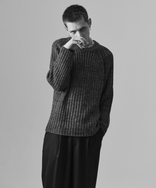 glamb(グラム)の「Blue Noise Low Gauge Rib Knit / ブルーノイズローゲージリブニット(ニット/セーター・メンズ・ブラック/ホワイト/ブラウン・M/L)」の12枚目の写真