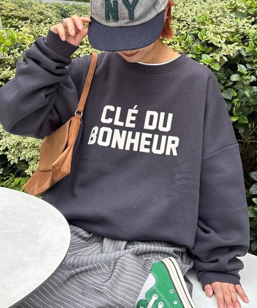WEB限定】【UNISEX】CLE'DUビッグシルエット裏起毛ロゴスウェット