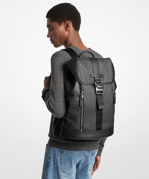 MICHAEL KORS（マイケルコース）の「HUDSON アビエーター バックパック - MKシグネチャー（バックパック/リュック・メンズ・ブラック・FREE）」の2枚目の写真