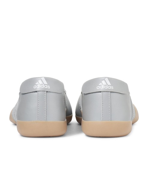 adidas（アディダス）の「TAEKWONDO MEI BALLET W　JR7032（バレエシューズ・レディース・シルバー・25.0cm/24.5cm/24.0cm/23.5cm/23.0cm/22.5cm）」の4枚目の写真