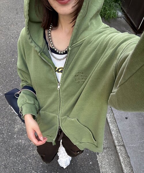 CIAOPANIC（チャオパニック）の「【新色追加】ピグメント刺繍ダブルジップパーカー（Tシャツ/カットソー・レディース・ピンク/イエロー/カーキ/オレンジ/パープル/ブルー/グレー/チャコールグレー/ブラウン/ネイビー/サーモンピンク・FREE）」の4枚目の写真