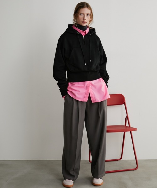 Auntie Rosa Holiday（アンティローザホリデー）の「裏起毛ZIPクロップドフーディー（スウェット・レディース・グレー/ブラック・FREE）」の19枚目の写真
