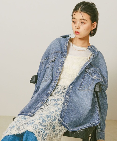 BAYFLOW（ベイフロー）の「ヴィンテージデニムシャツ（シャツ/ブラウス・レディース・ブラック/ブルー/ケミカルウォッシュ・FREE）」の14枚目の写真