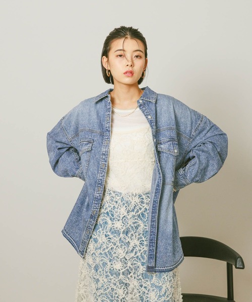 BAYFLOW（ベイフロー）の「ヴィンテージデニムシャツ（シャツ/ブラウス・レディース・ブラック/ブルー/ケミカルウォッシュ・FREE）」の15枚目の写真