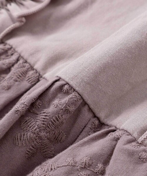 SLAP SLIP（スラップスリップ）の「肩フリル花柄レースジャンパースカート(80~130cm)（ジャンパースカート・キッズ・ピンク/パープル・90cm/80ｃｍ/100cm/130cm/120cm/110cm）」の13枚目の写真