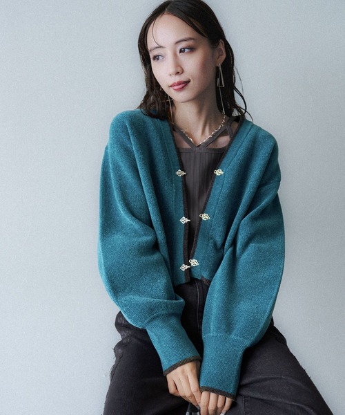 HARE(ハレ)の「モールハイショクショートVネックカーディガン(HARE)(カーディガン/ボレロ・レディース・チャコールグレー/ブルー・FREE)」の11枚目の写真