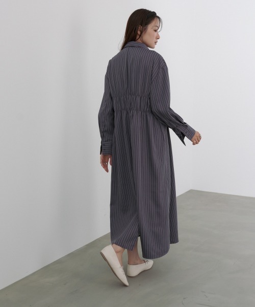 Bab（バブ）の「【選べるサイズ展開】ストライプビスチェ風シャツワンピース（シャツワンピース・レディース・アイボリー/グレイッシュベージュ/ブラウン/チャコールグレー・S/M/L）」の20枚目の写真