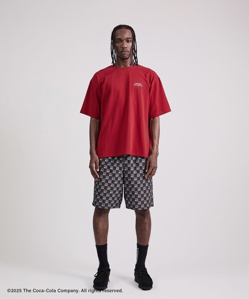 Saturdays NYC(サタデーズ ニューヨークシティ )の「Coca-Cola 70s Back Printed T-Shirt(Tシャツ/カットソー・メンズ・ブラック/レッド/ホワイト・XL/L/S/M)」の9枚目の写真