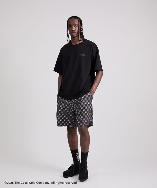 Saturdays NYC(サタデーズ ニューヨークシティ )の「Coca-Cola 70s Back Printed T-Shirt(Tシャツ/カットソー・メンズ・ブラック/レッド/ホワイト・XL/L/S/M)」の14枚目の写真