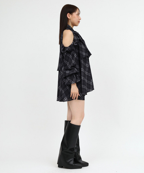 ROYAL PARTY（ロイヤルパーティー）の「リボン付コールドショルダー長袖ブラウスセットアップ（シャツ/ブラウス・レディース・ブラック/オフホワイト/チェック・FREE）」の5枚目の写真